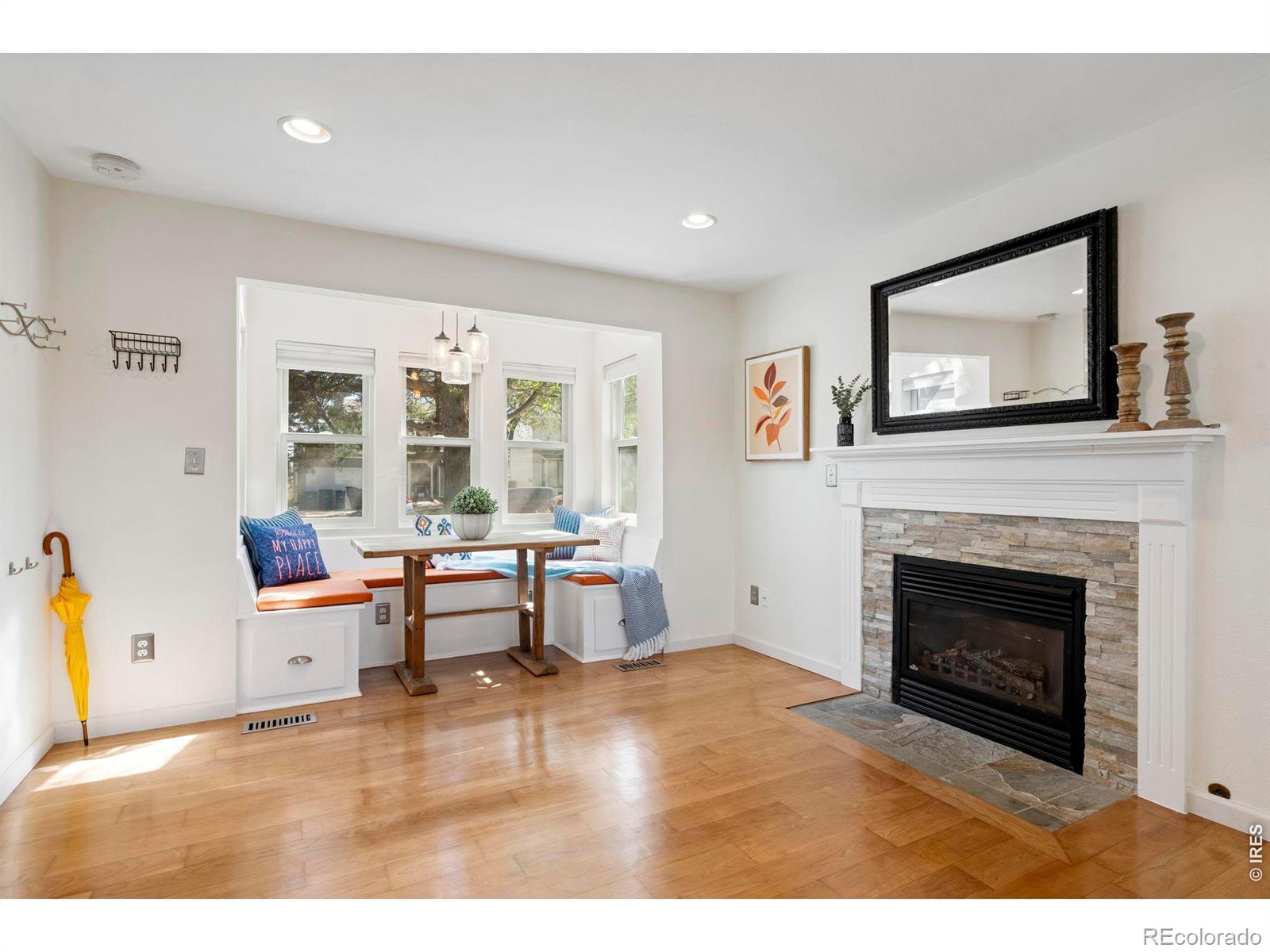 MLS Image #9 for 209 w sycamore lane,louisville, Colorado
