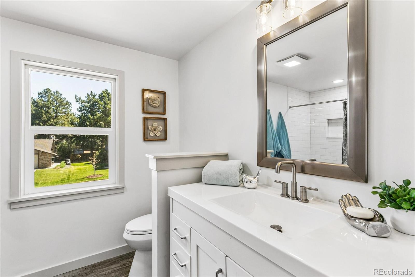 MLS Image #28 for 3151 s holly place,denver, Colorado