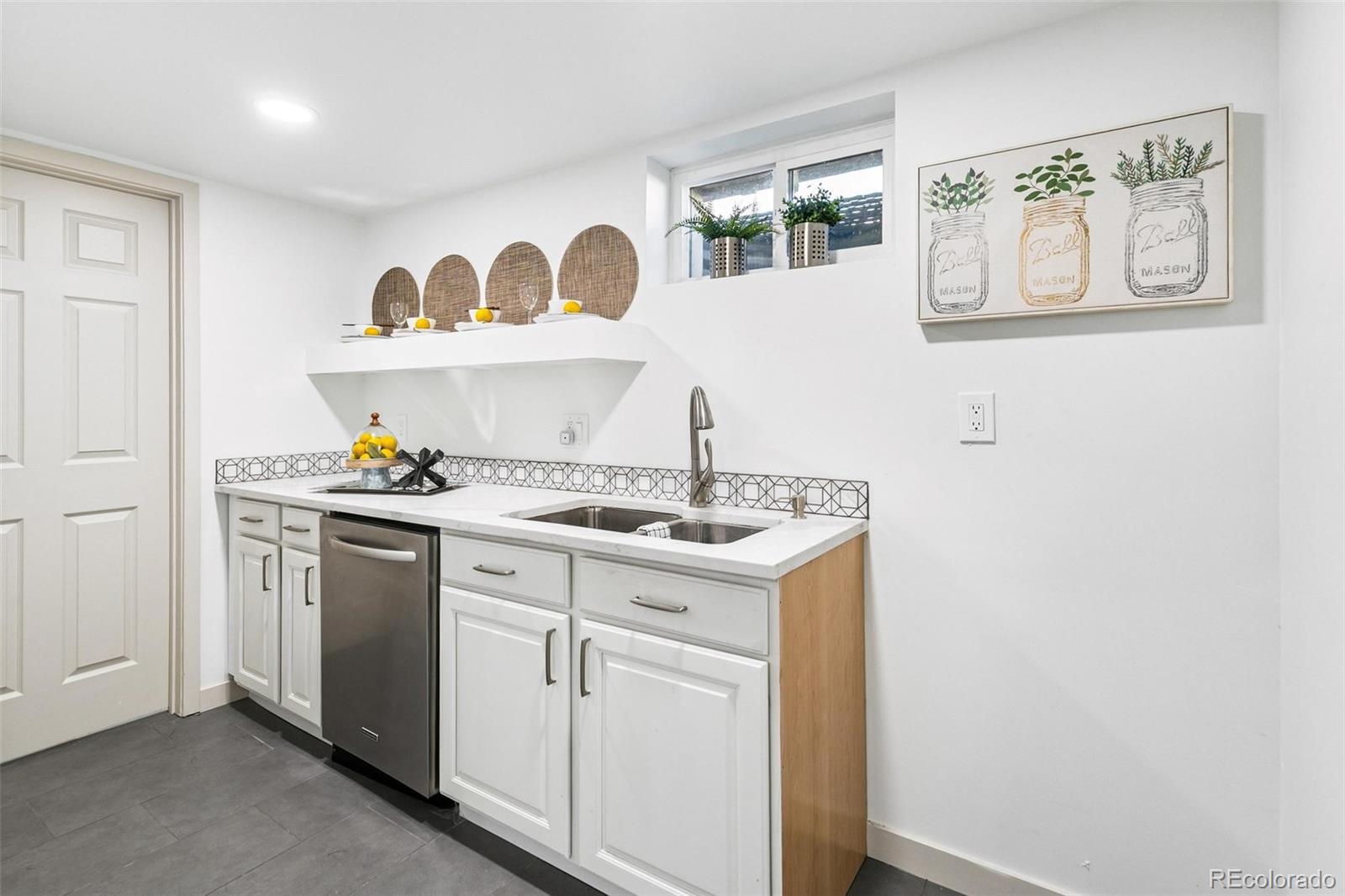 MLS Image #37 for 3151 s holly place,denver, Colorado