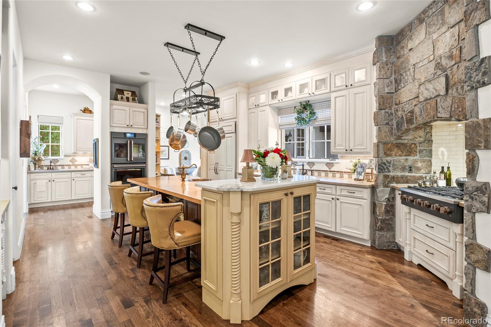 MLS Image #12 for 65  ash street,denver, Colorado