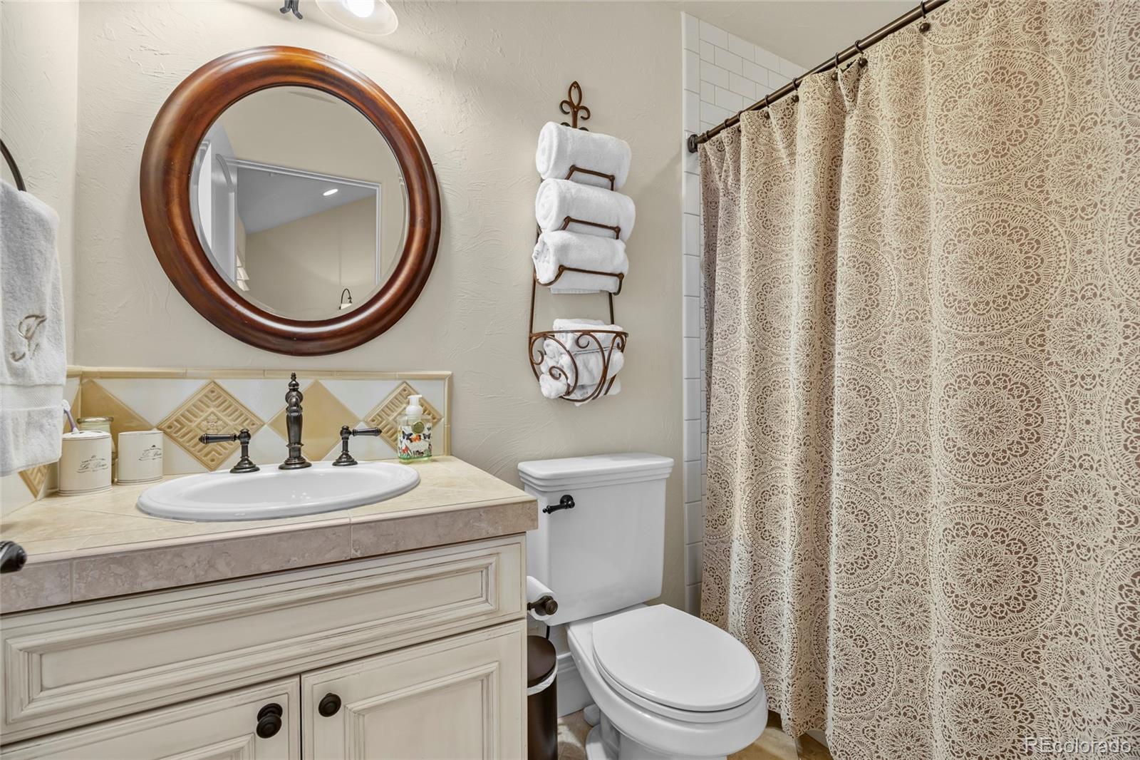 MLS Image #32 for 65  ash street,denver, Colorado