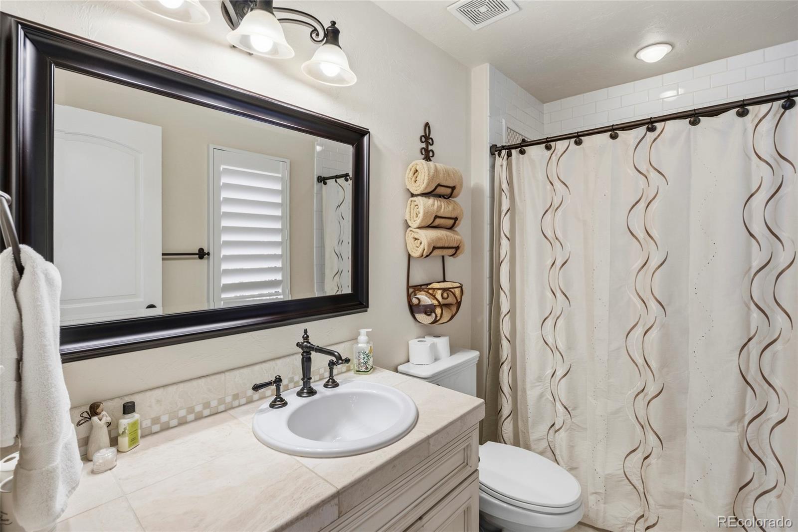 MLS Image #35 for 65  ash street,denver, Colorado