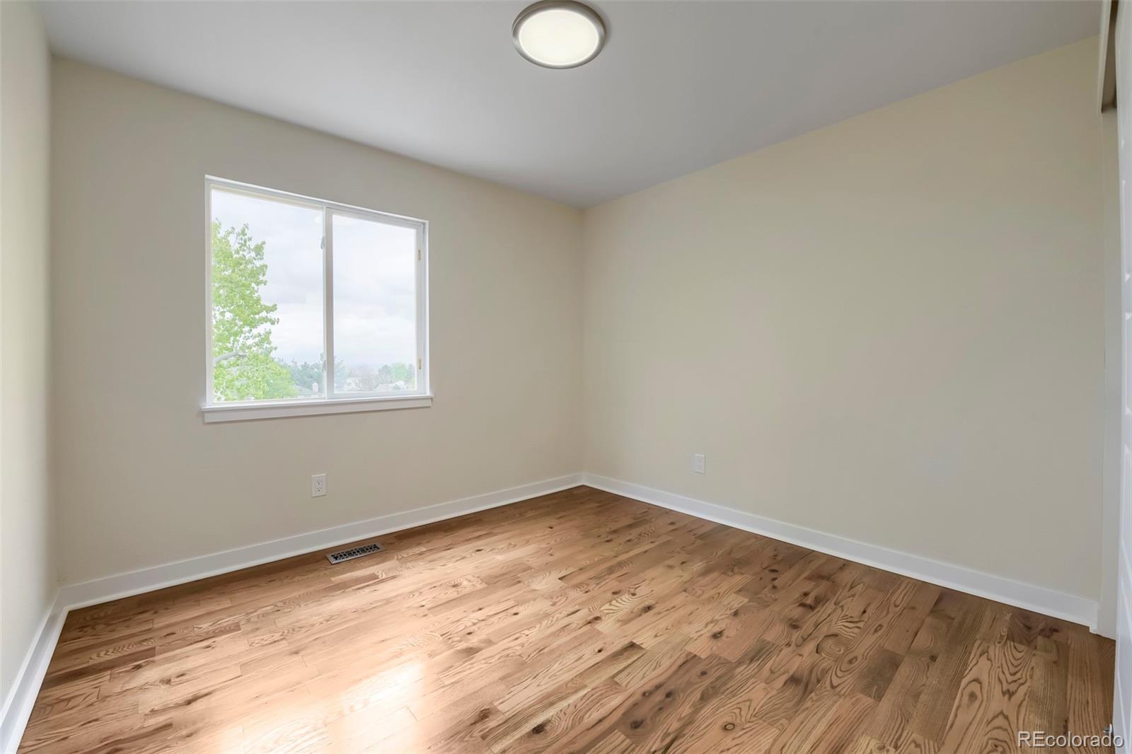 MLS Image #14 for 7662 s johnson street,littleton, Colorado