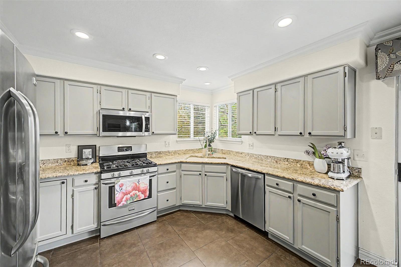 MLS Image #7 for 10015  silver maple road,highlands ranch, Colorado