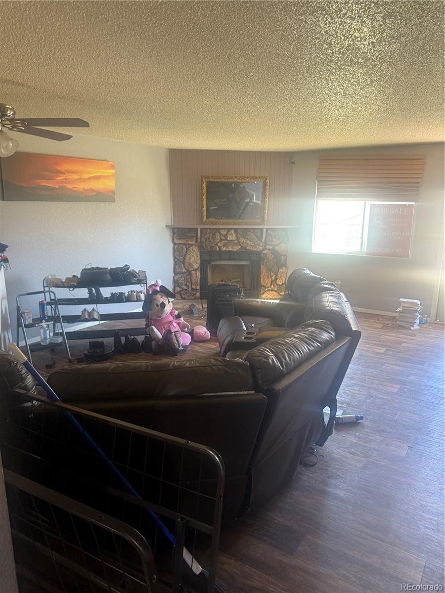MLS Image #1 for 1826  lanka lane,colorado springs, Colorado