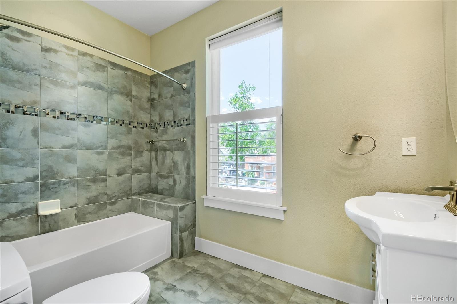 MLS Image #22 for 3384 w 33rd avenue ,denver, Colorado