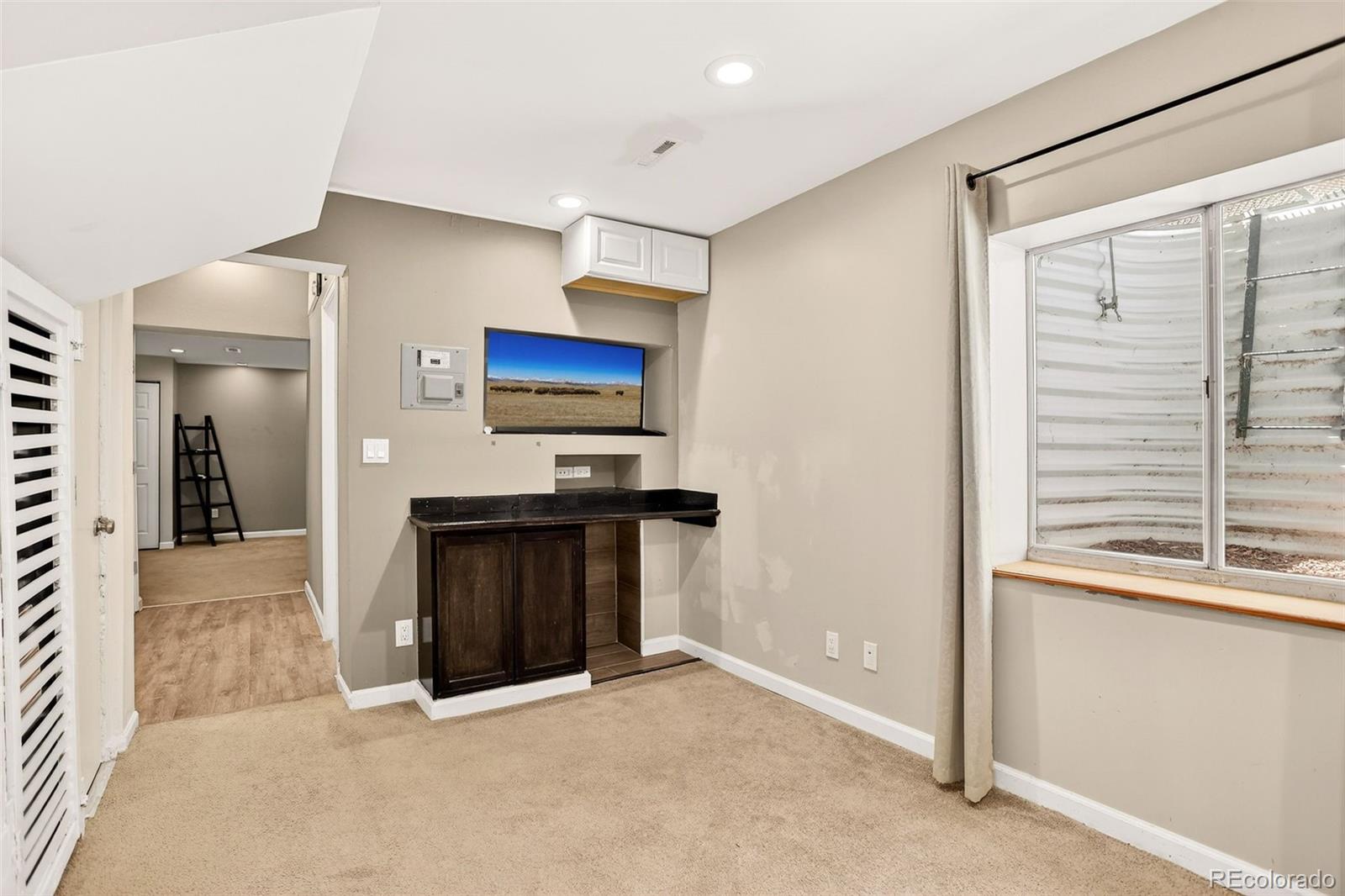 MLS Image #35 for 20395 e 49th avenue,denver, Colorado