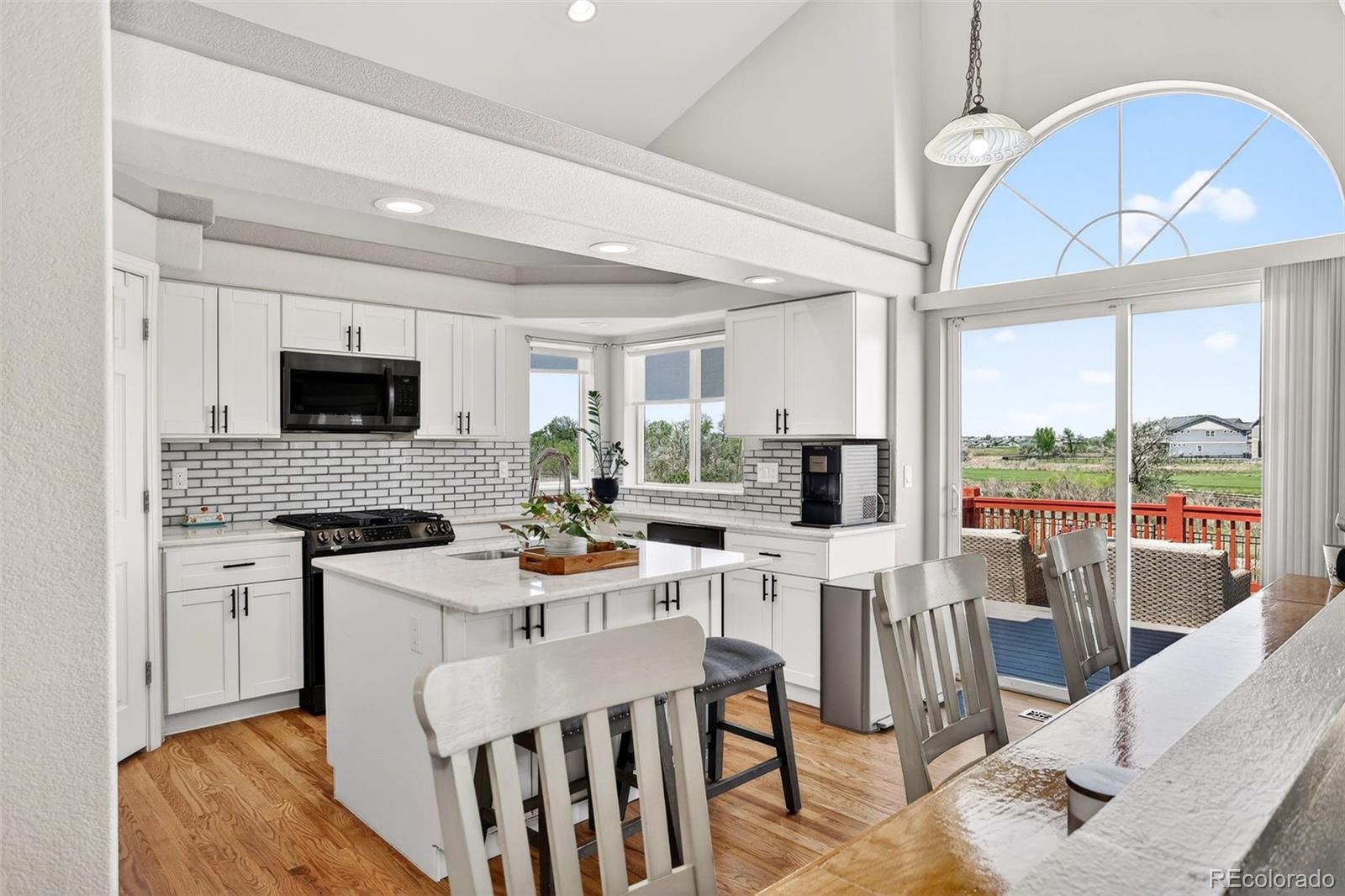 MLS Image #9 for 20395 e 49th avenue,denver, Colorado
