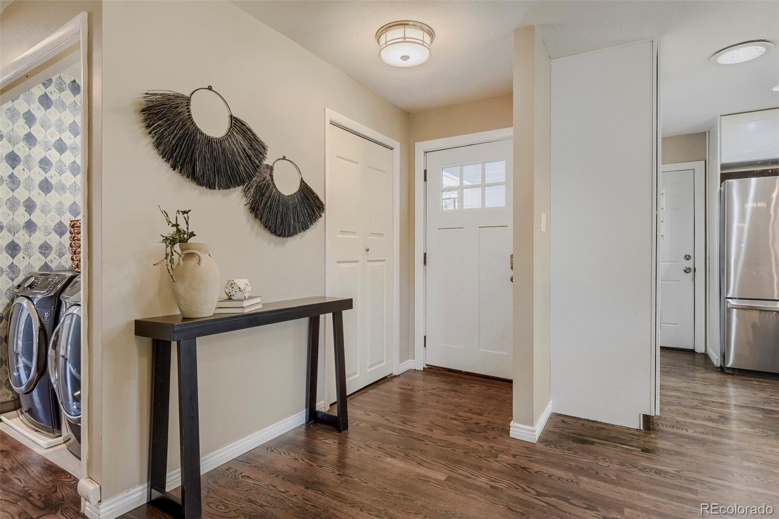 MLS Image #2 for 910 e briarwood circle,centennial, Colorado
