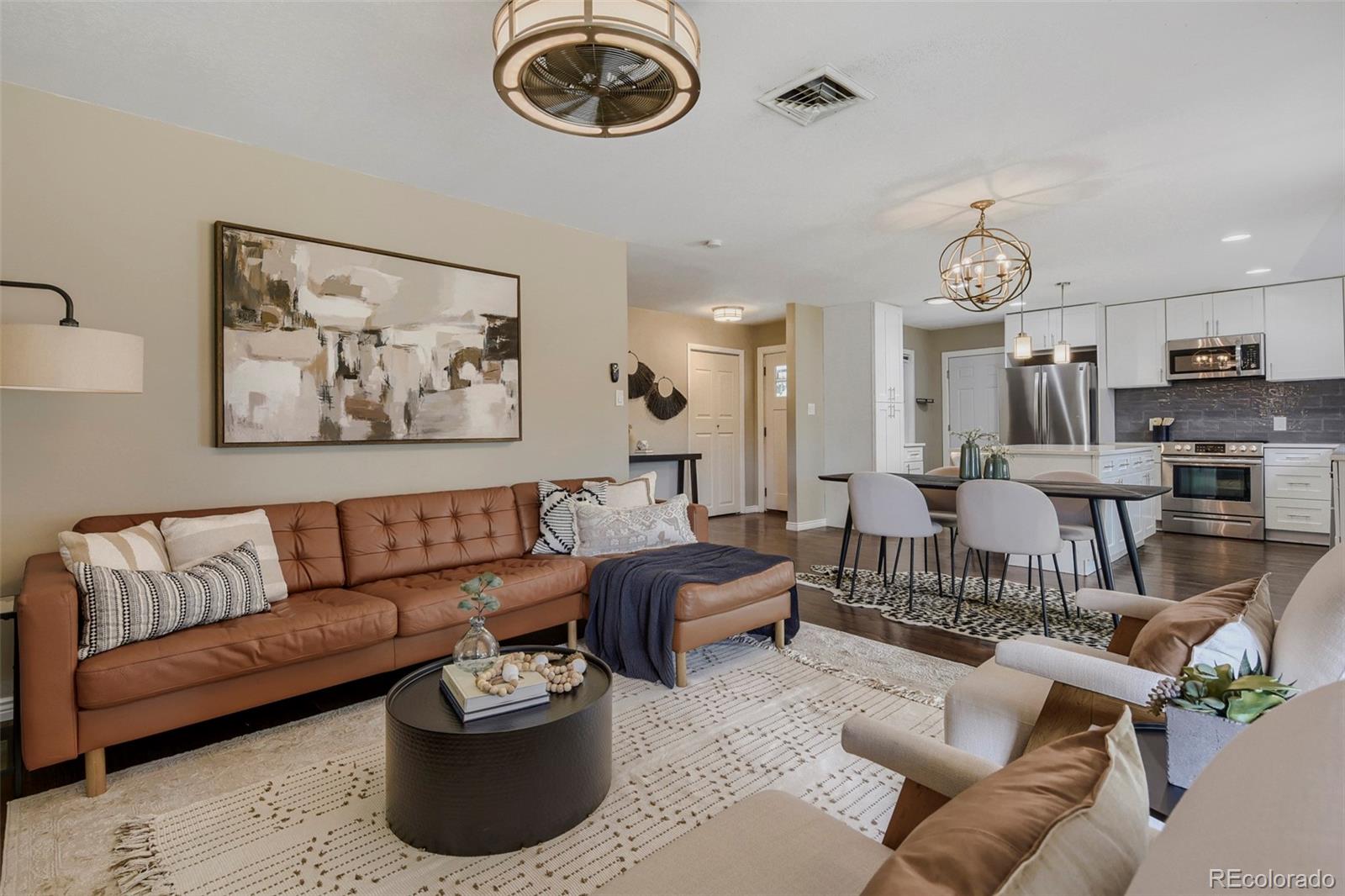 MLS Image #5 for 910 e briarwood circle,centennial, Colorado