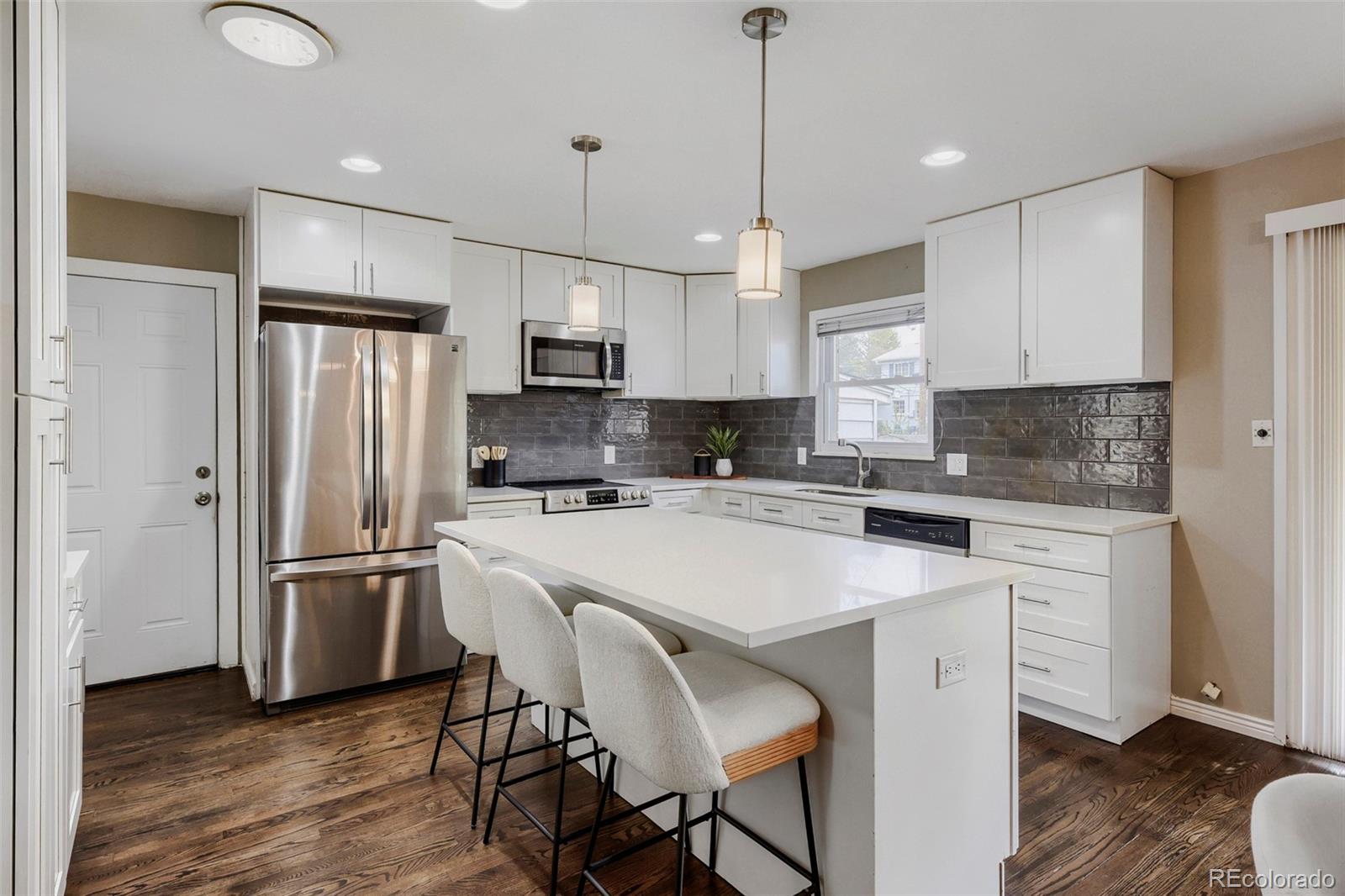 MLS Image #7 for 910 e briarwood circle,centennial, Colorado