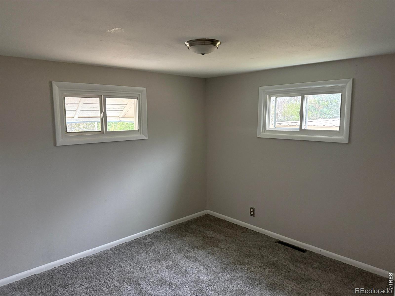 MLS Image #4 for 119  pine street,log lane village, Colorado