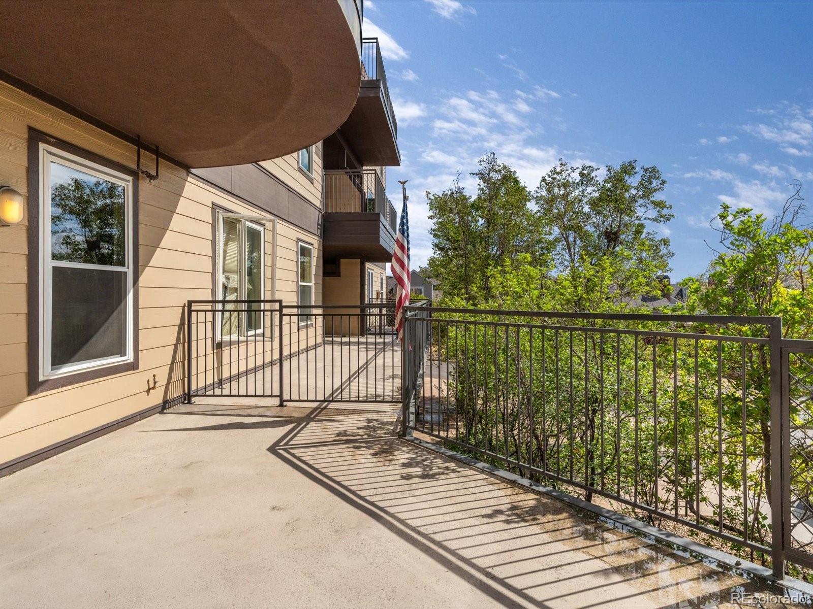 MLS Image #11 for 15475  andrews drive,denver, Colorado