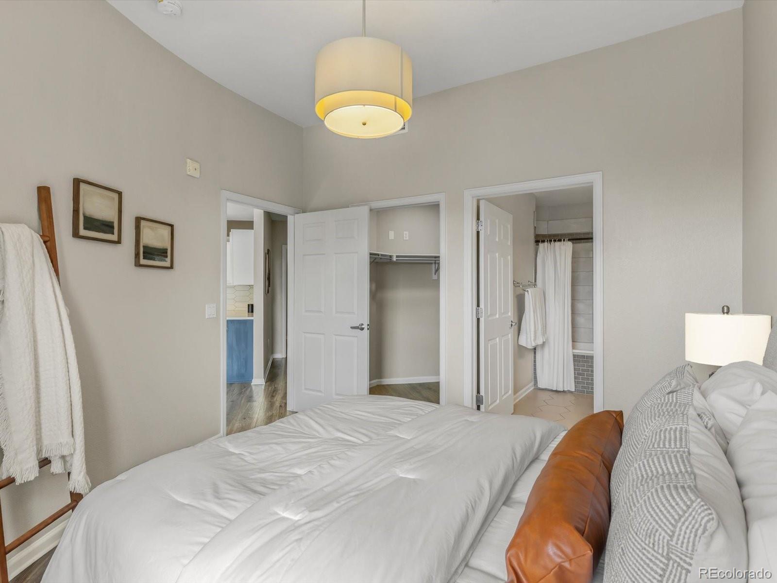 MLS Image #14 for 15475  andrews drive,denver, Colorado