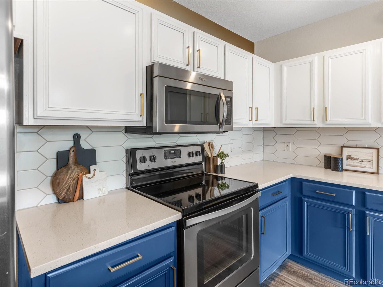 MLS Image #7 for 15475  andrews drive,denver, Colorado