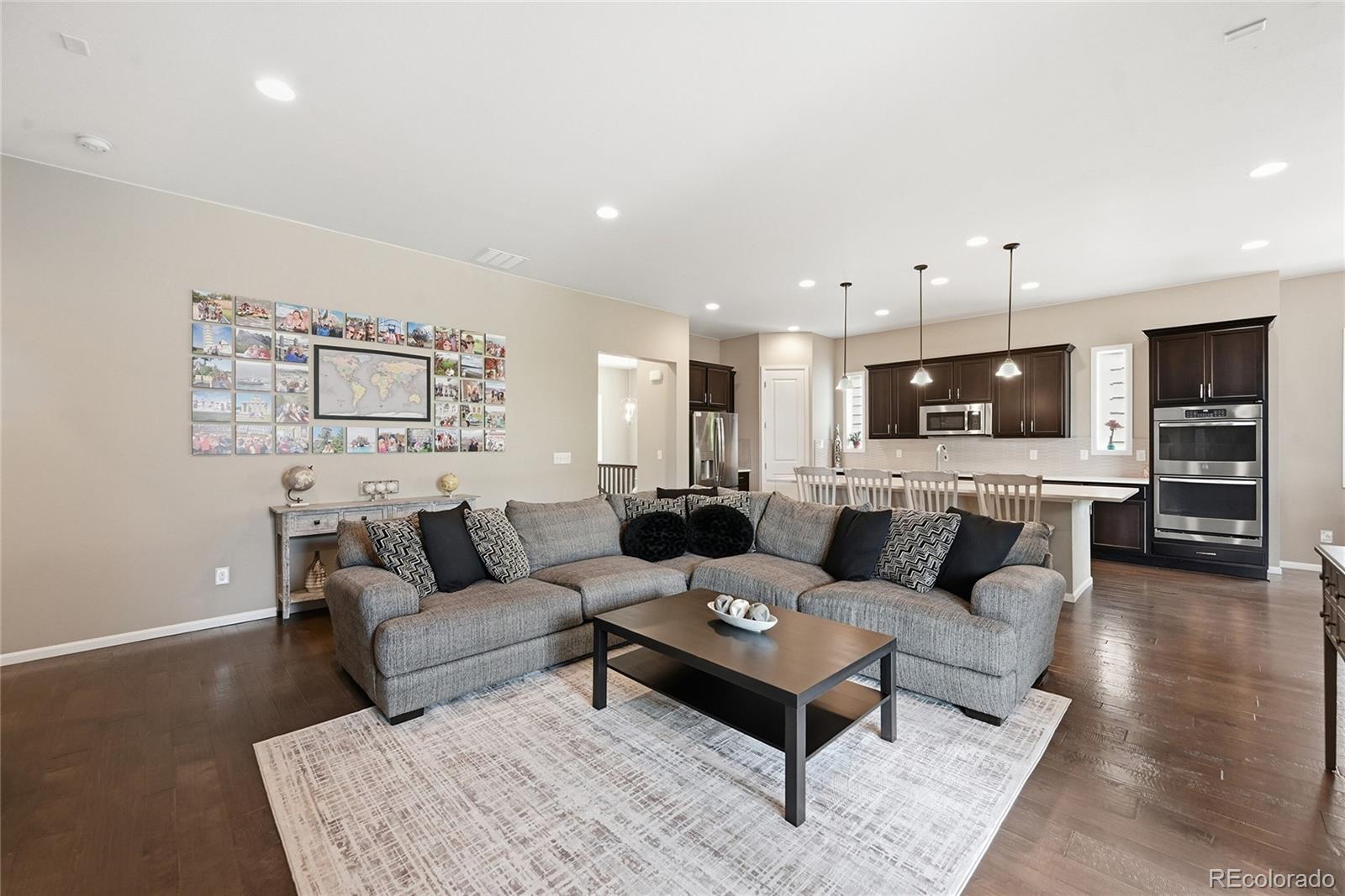MLS Image #3 for 6449  village lane,centennial, Colorado