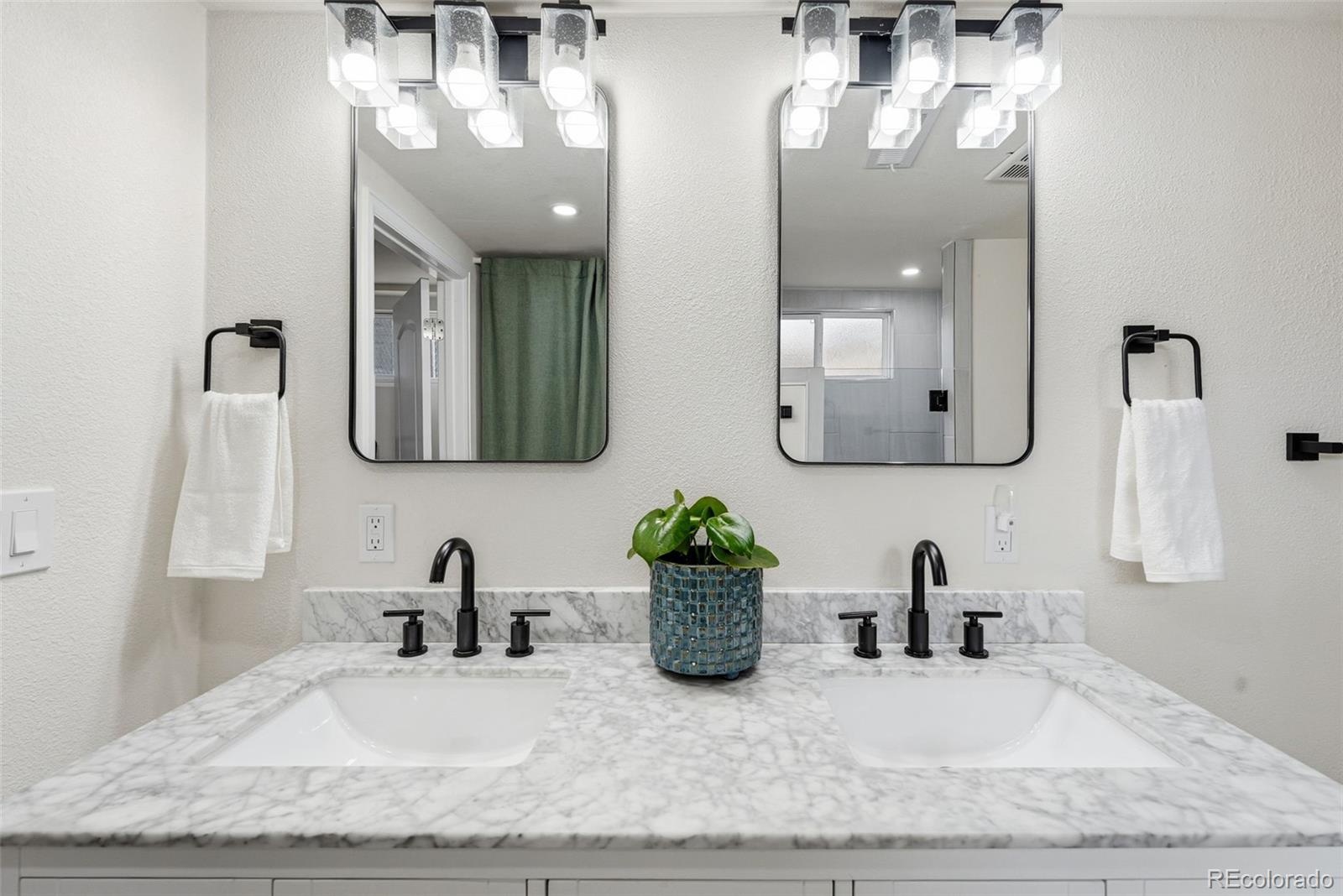 MLS Image #19 for 5390  primrose lane,denver, Colorado