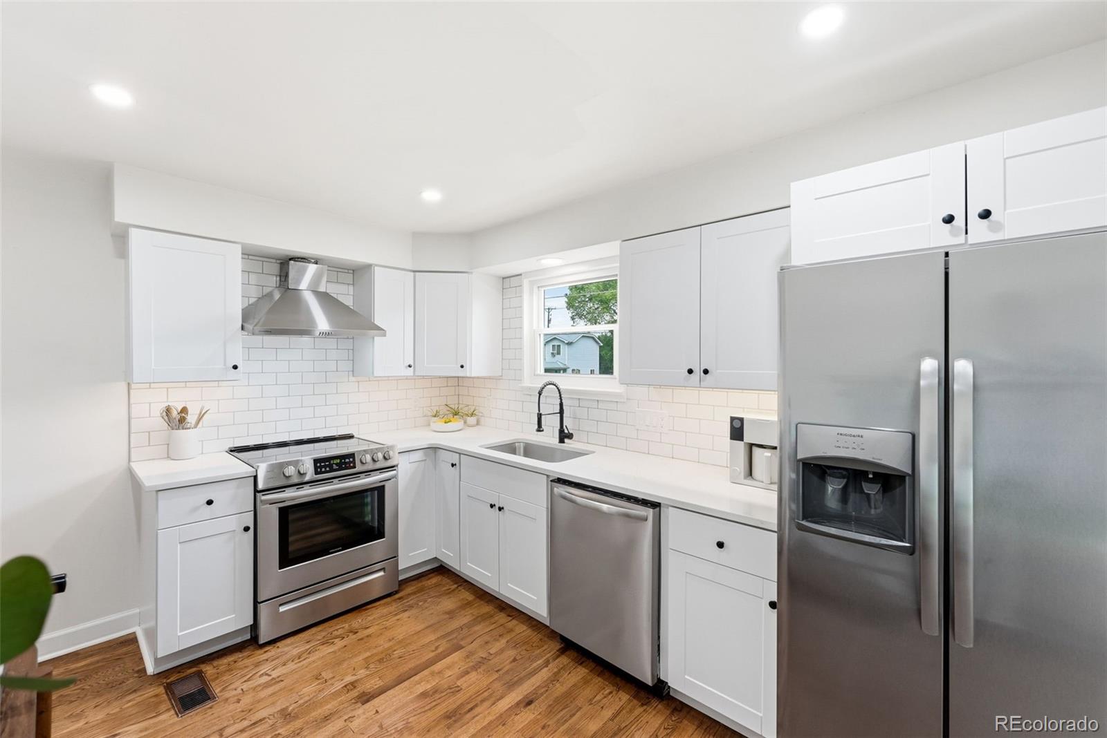 MLS Image #9 for 5390  primrose lane,denver, Colorado