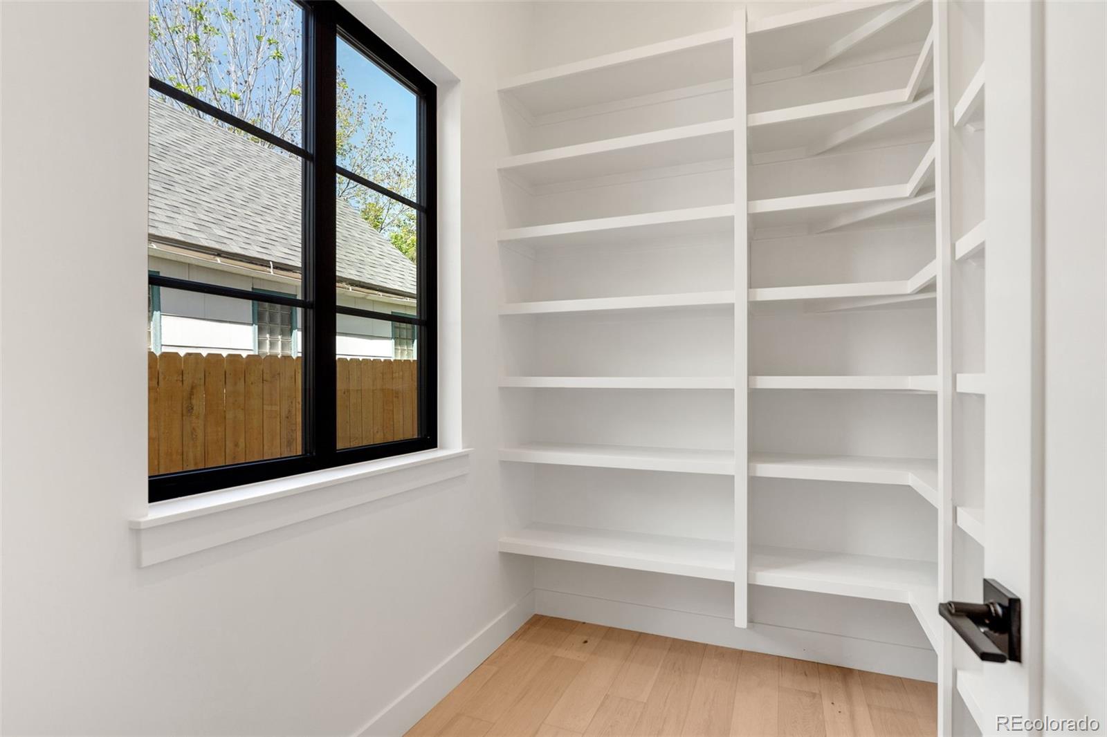 MLS Image #11 for 1847 s clarkson street,denver, Colorado
