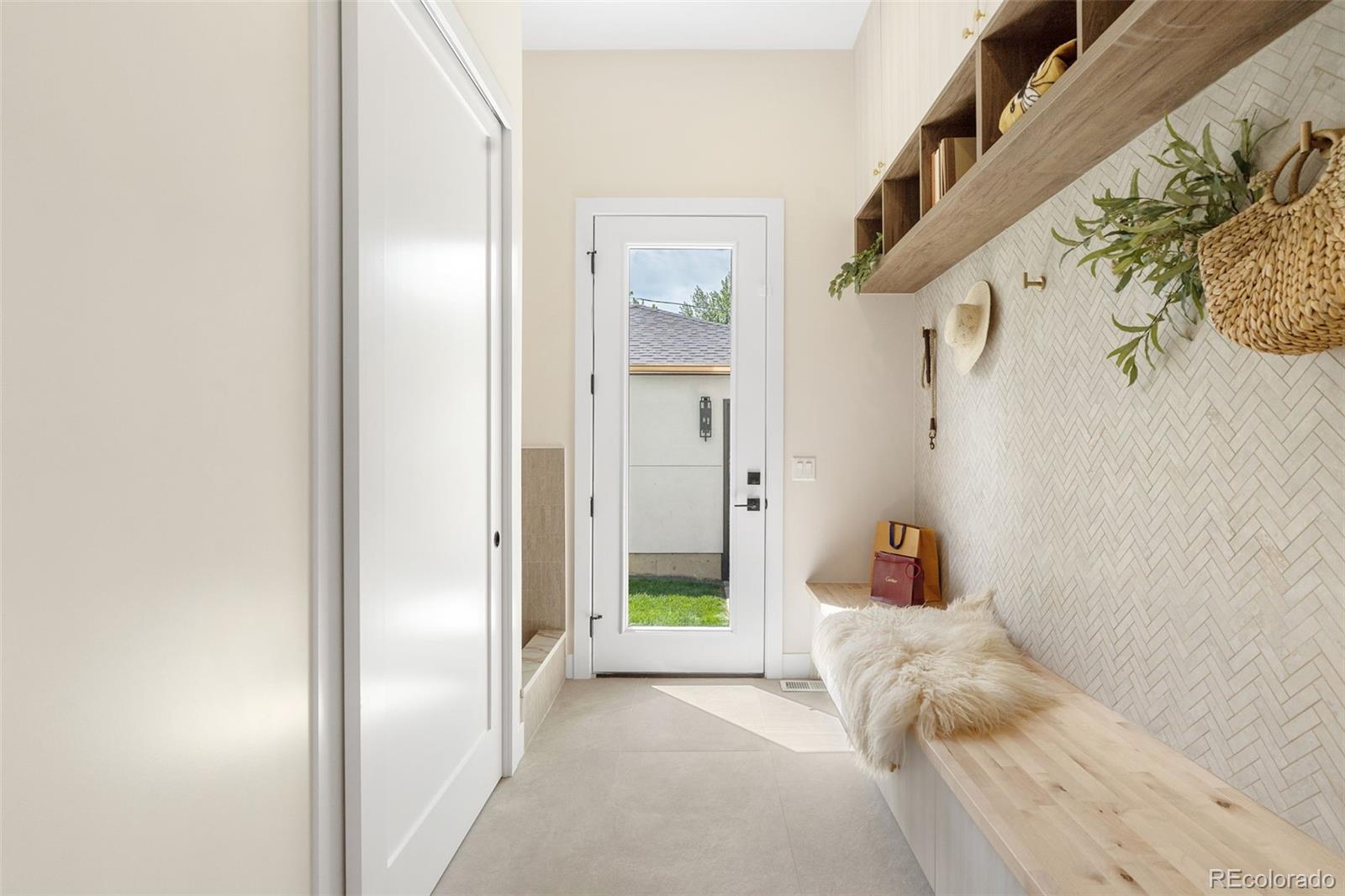 MLS Image #24 for 1847 s clarkson street,denver, Colorado