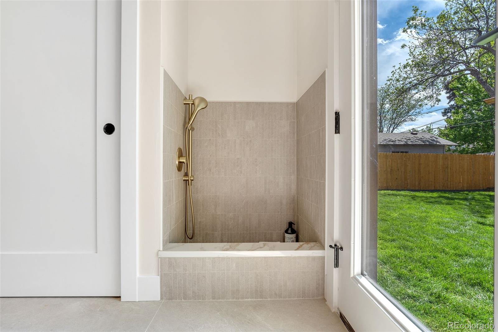 MLS Image #25 for 1847 s clarkson street,denver, Colorado