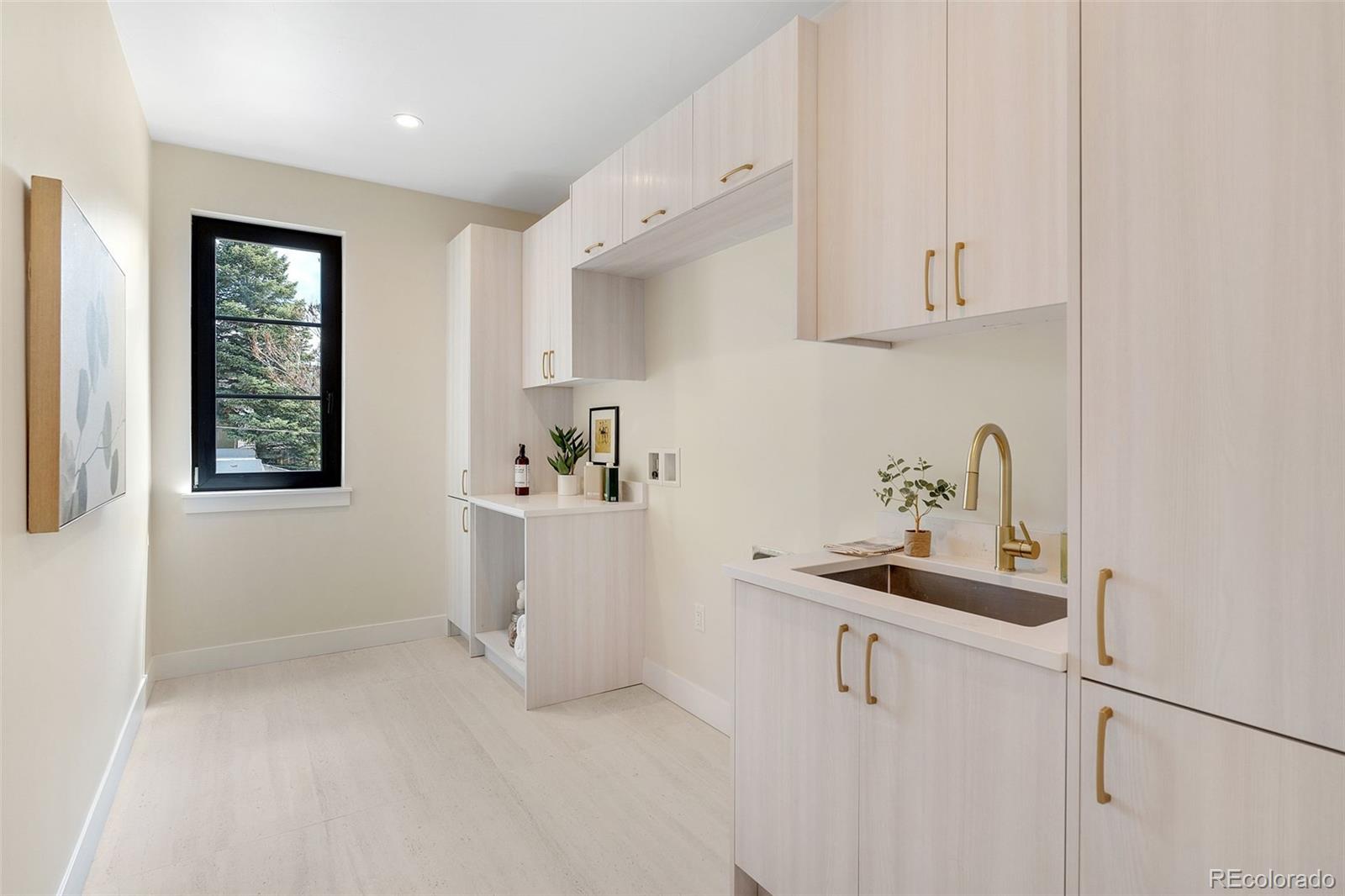 MLS Image #34 for 1847 s clarkson street,denver, Colorado