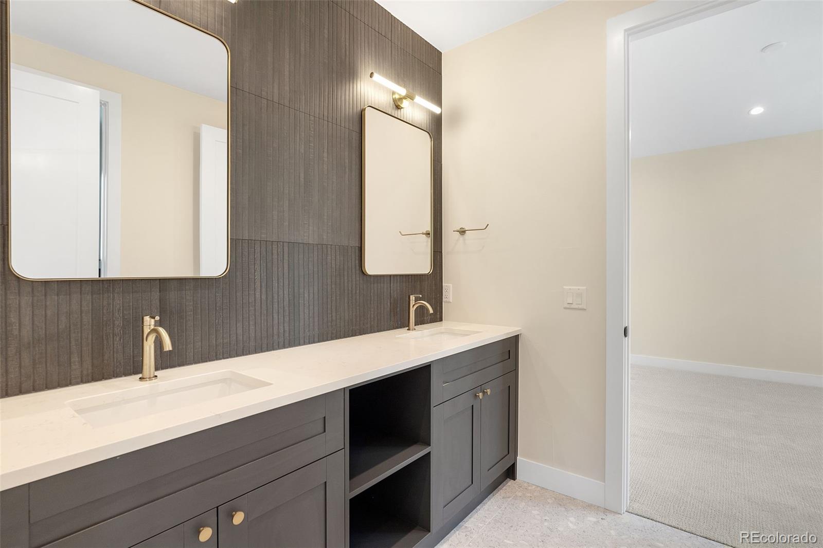 MLS Image #35 for 1847 s clarkson street,denver, Colorado