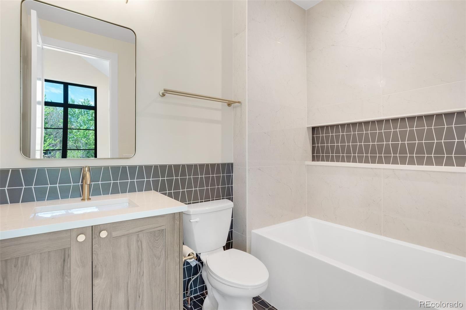 MLS Image #38 for 1847 s clarkson street,denver, Colorado