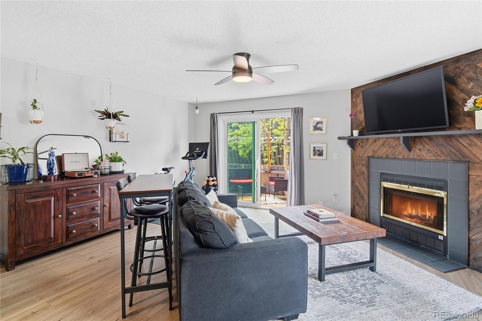 MLS Image #3 for 1693  carr street,lakewood, Colorado