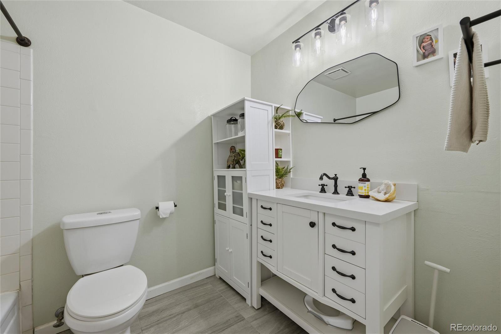 MLS Image #10 for 6317 s johnson street,littleton, Colorado