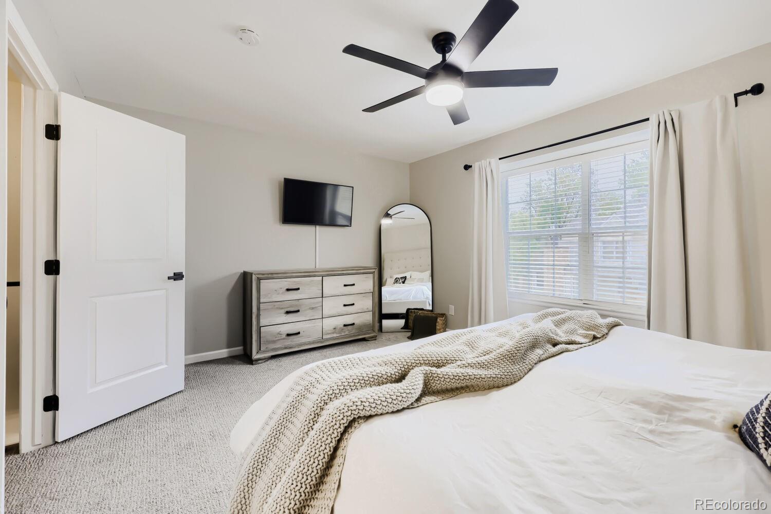 MLS Image #18 for 12133  bannock circle,denver, Colorado
