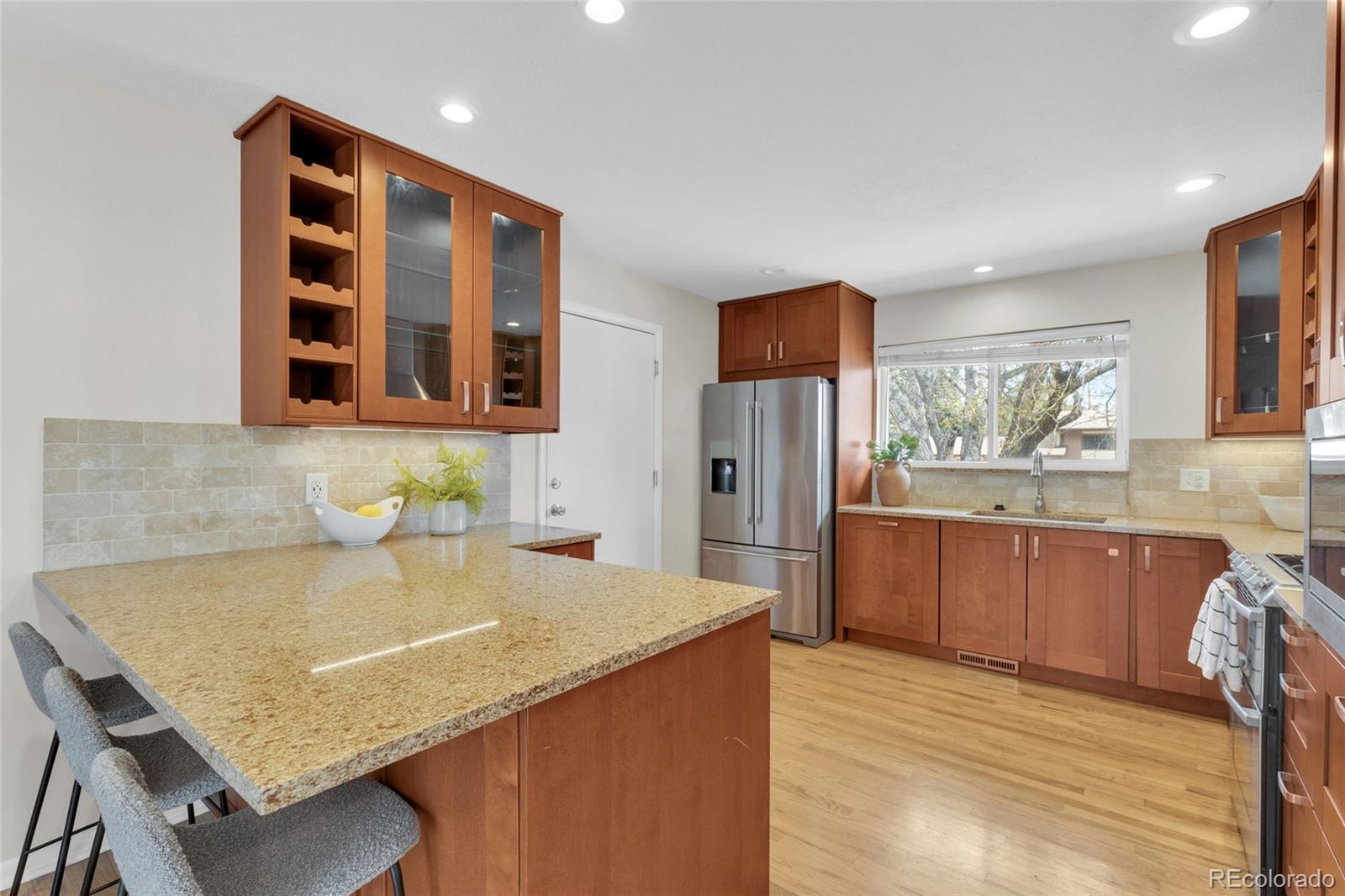 MLS Image #4 for 11552 w tennessee place,lakewood, Colorado