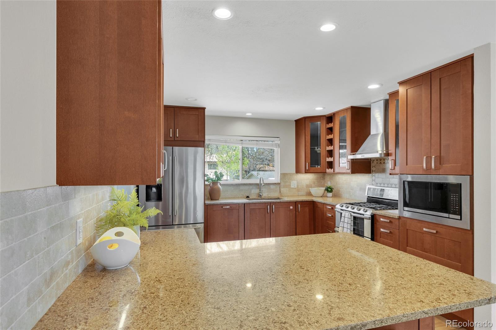 MLS Image #5 for 11552 w tennessee place,lakewood, Colorado