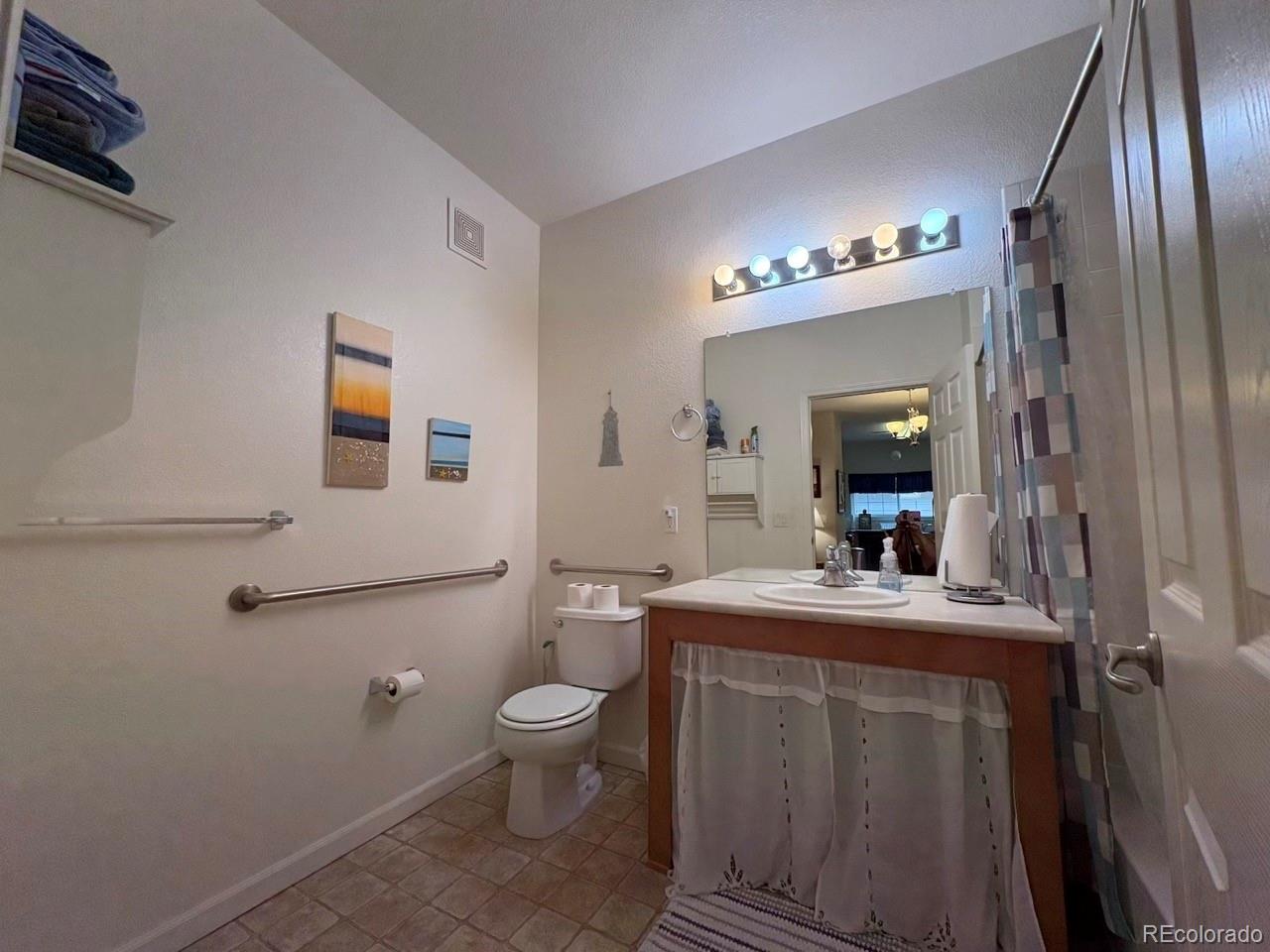 MLS Image #12 for 23405 e 5th place,aurora, Colorado