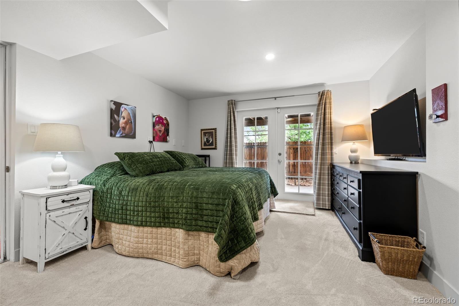 MLS Image #37 for 755  old stone drive,highlands ranch, Colorado