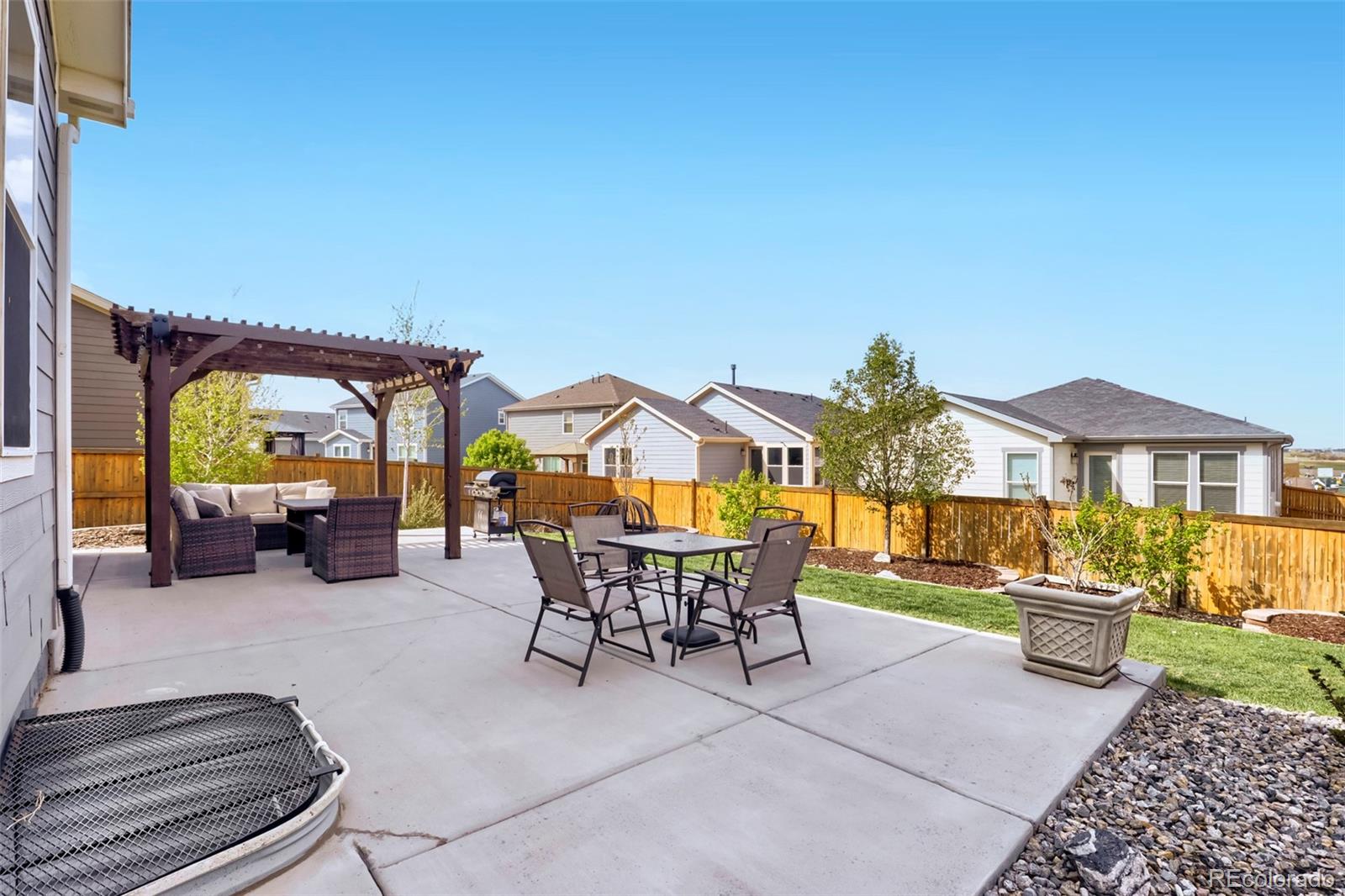 MLS Image #25 for 845 n waterloo circle,aurora, Colorado