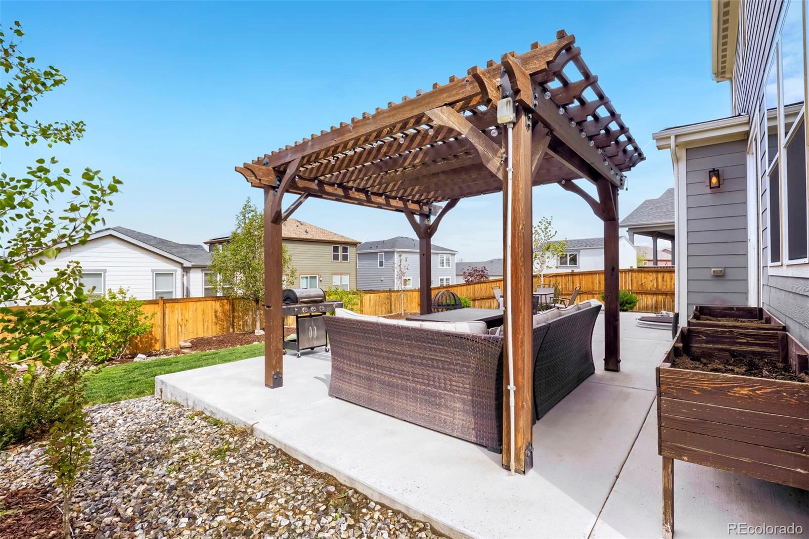 MLS Image #26 for 845 n waterloo circle,aurora, Colorado