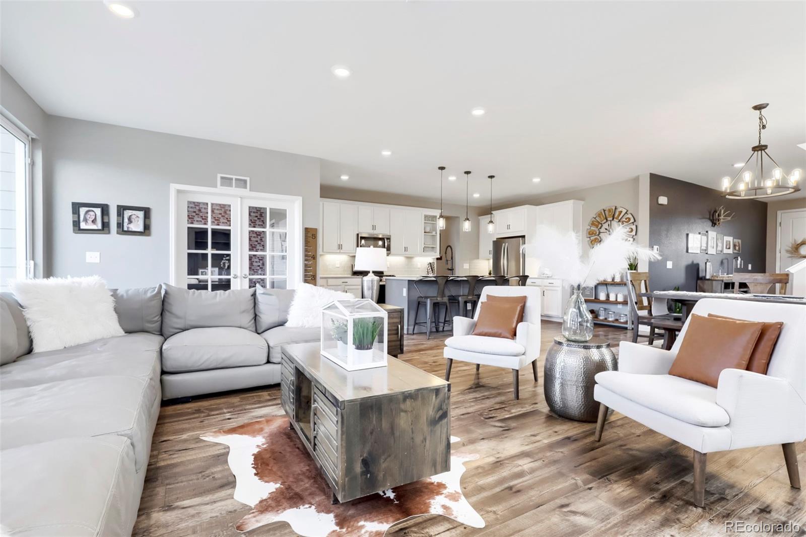 MLS Image #6 for 845 n waterloo circle,aurora, Colorado