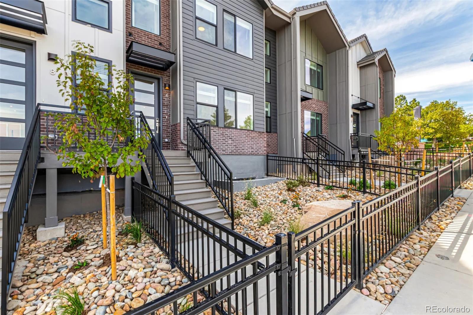 MLS Image #1 for 31  ascent trail ,englewood, Colorado