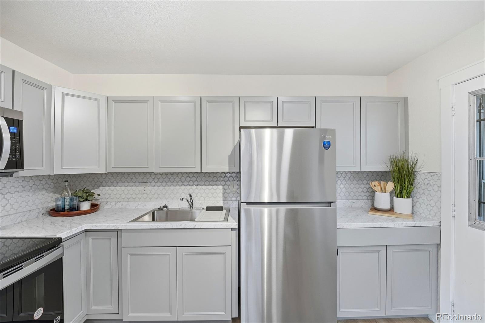 MLS Image #7 for 16 n brentwood drive,colorado springs, Colorado
