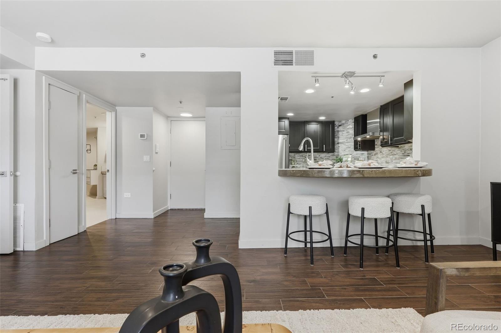 MLS Image #19 for 350  detroit street,denver, Colorado