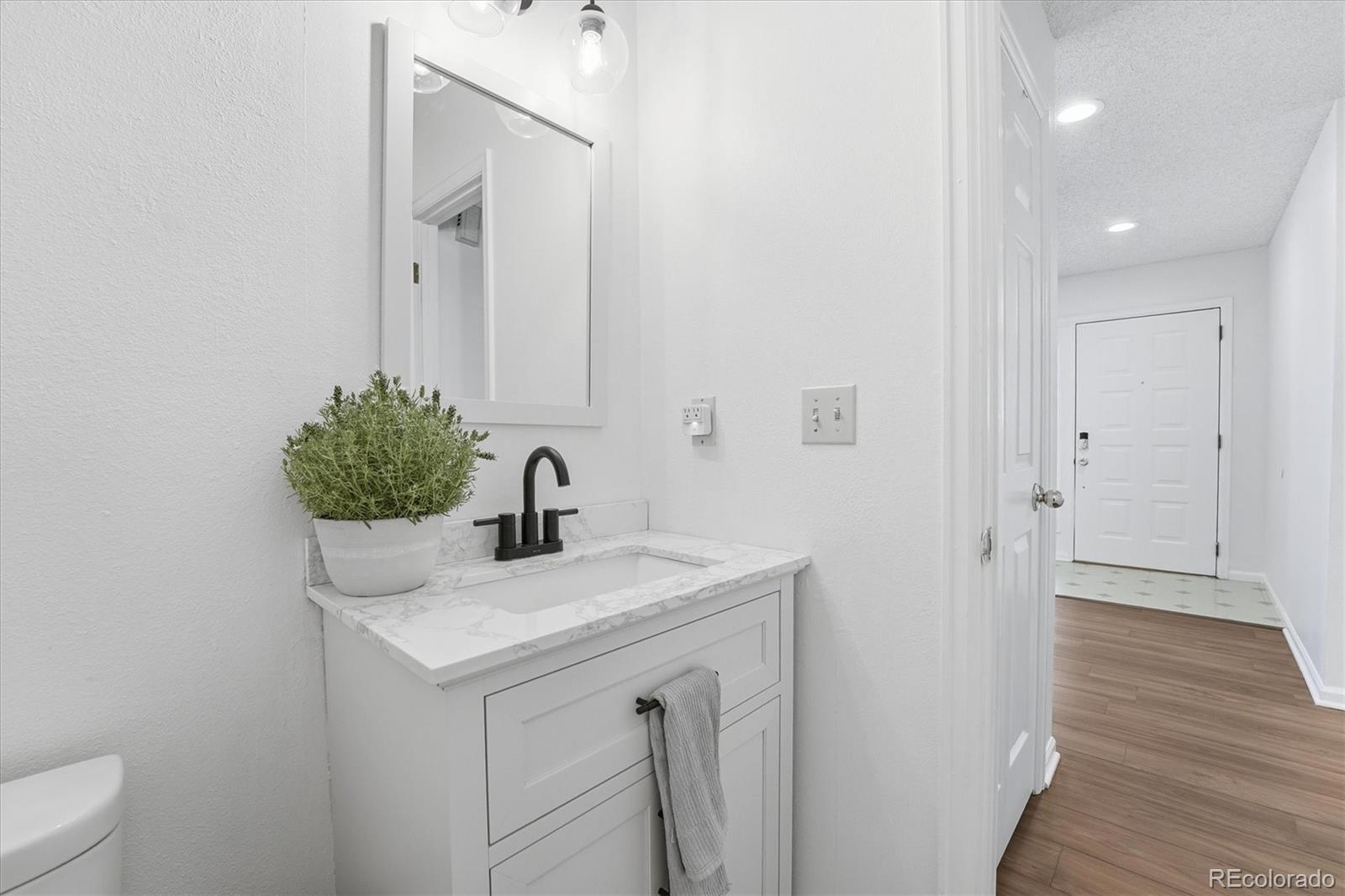 MLS Image #17 for 2258 s nome court,aurora, Colorado