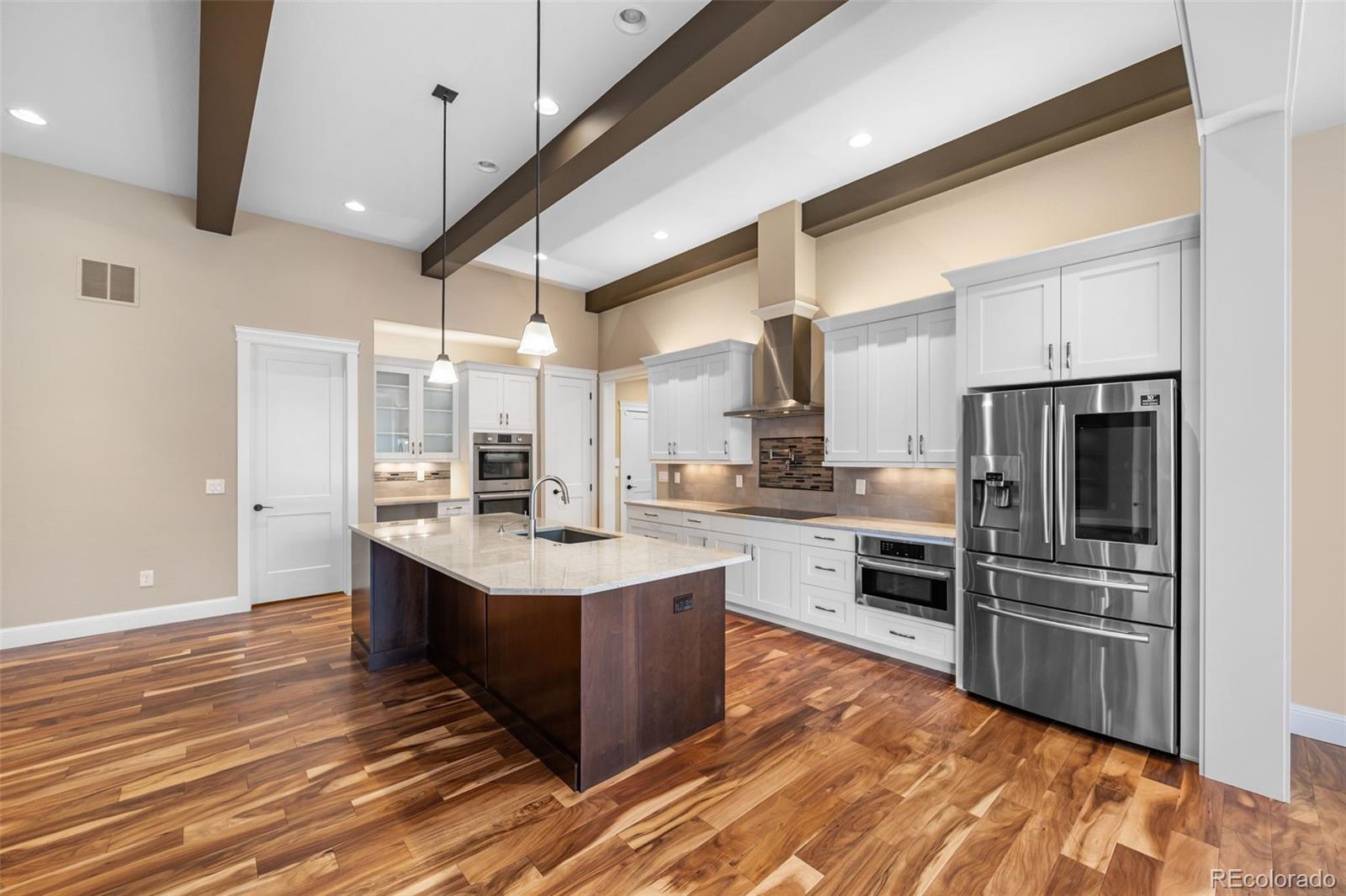 MLS Image #13 for 27001 e long circle,aurora, Colorado