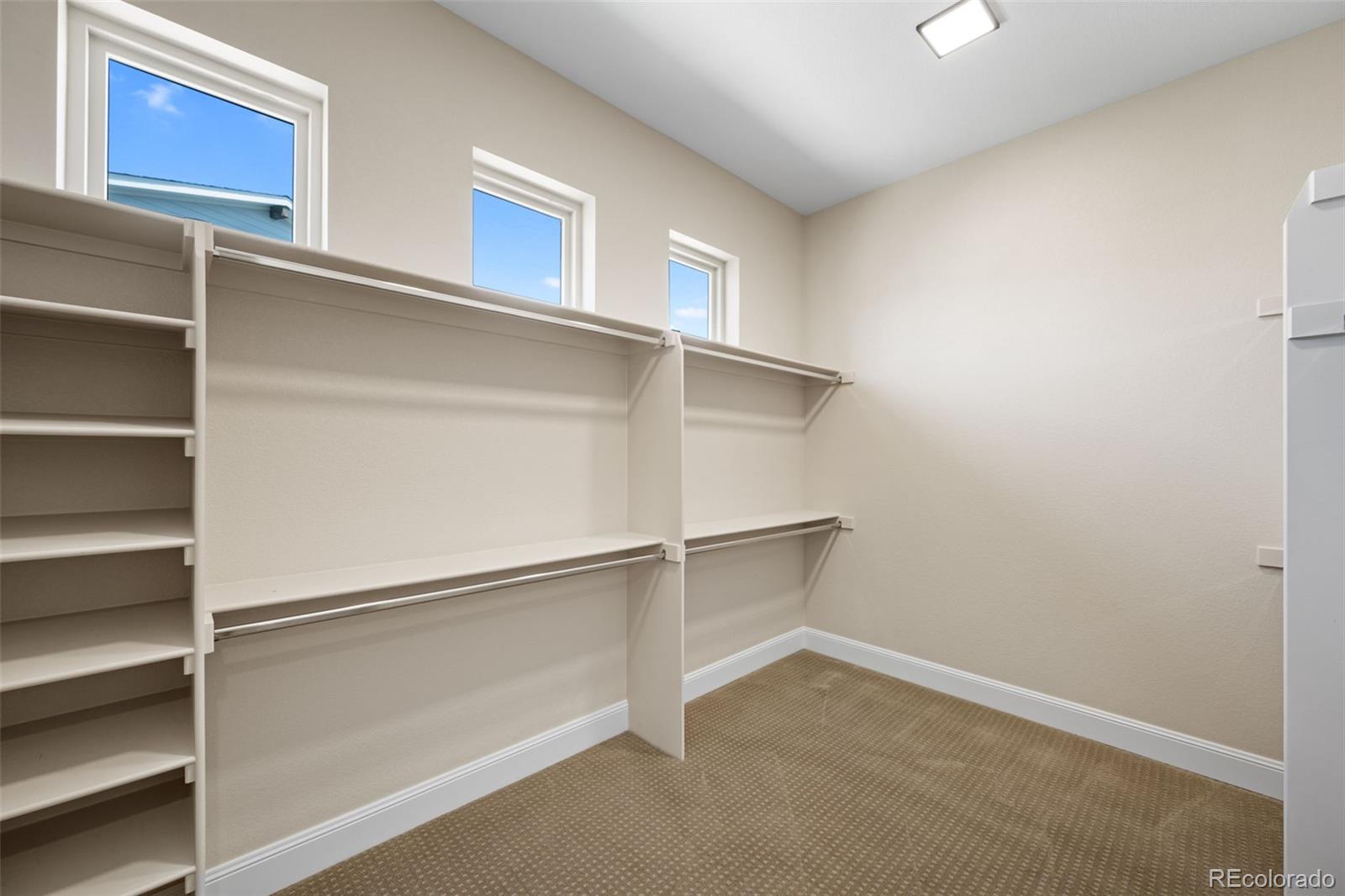 MLS Image #25 for 27001 e long circle,aurora, Colorado
