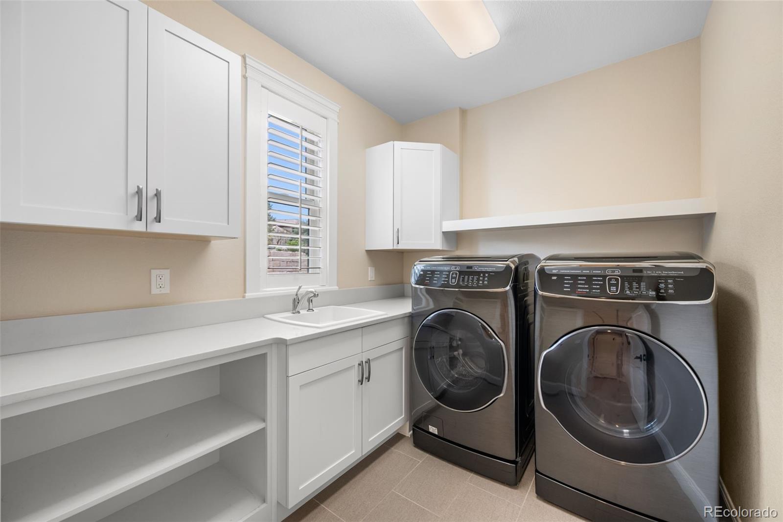 MLS Image #27 for 27001 e long circle,aurora, Colorado