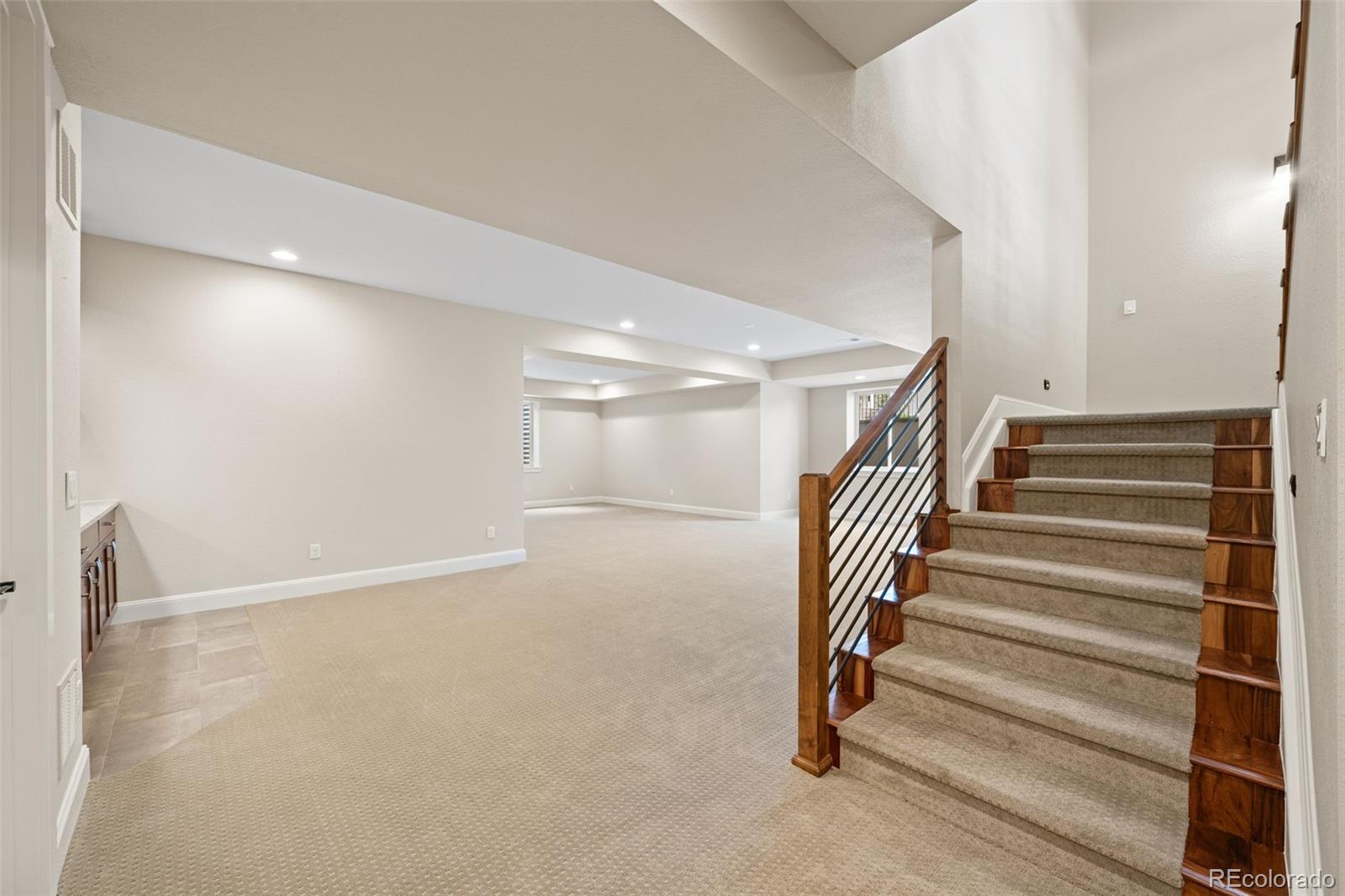 MLS Image #32 for 27001 e long circle,aurora, Colorado
