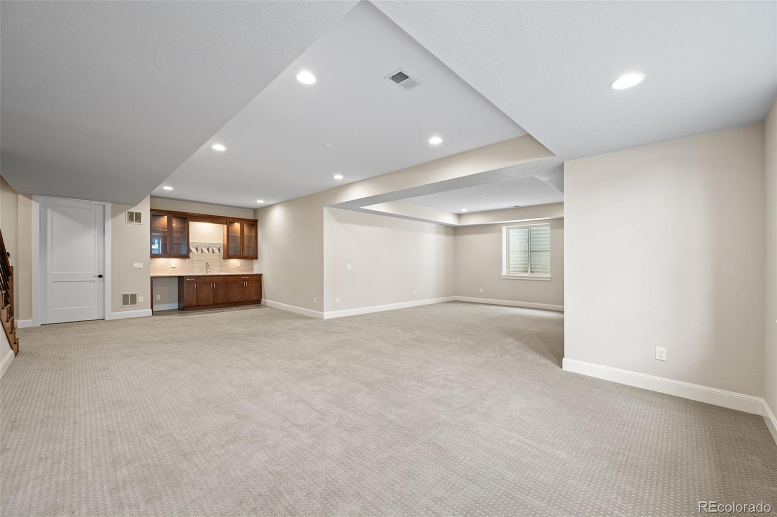 MLS Image #36 for 27001 e long circle,aurora, Colorado