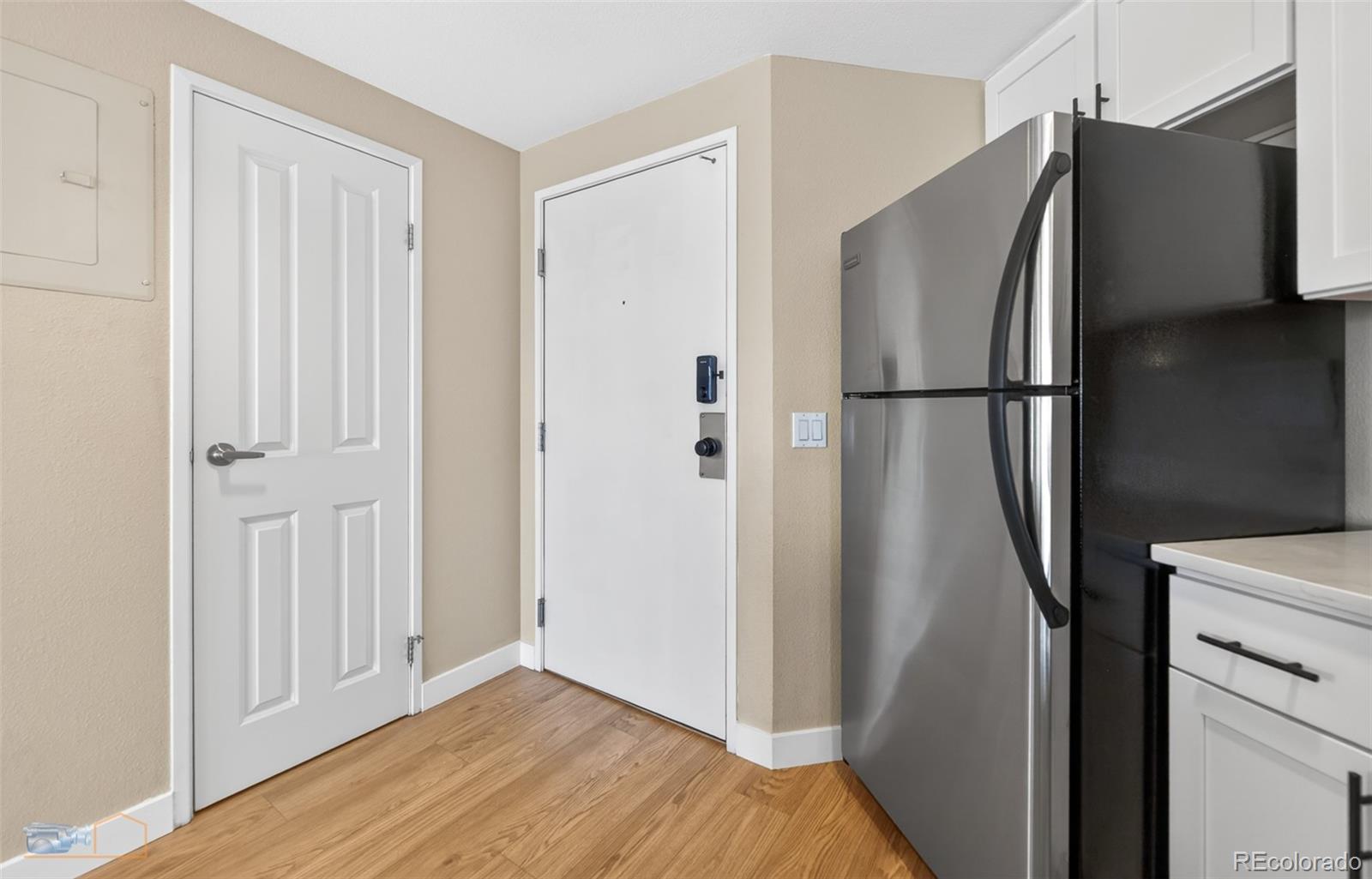 MLS Image #2 for 100  park avenue,denver, Colorado