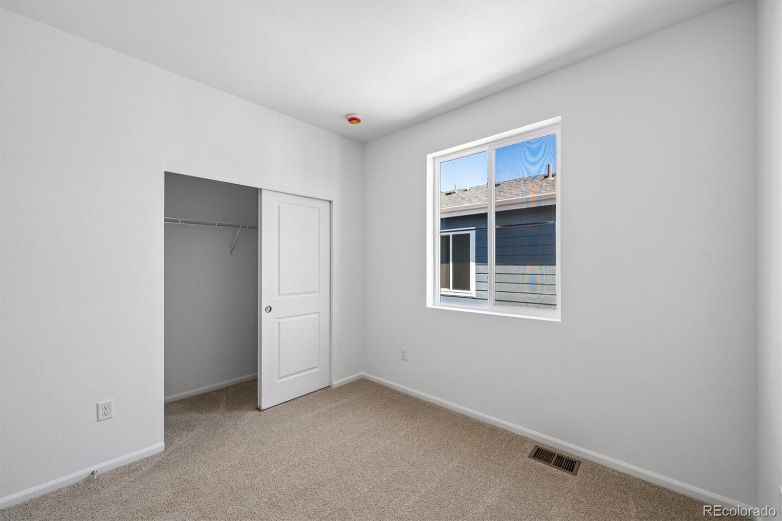 MLS Image #11 for 542  pagosa street,aurora, Colorado