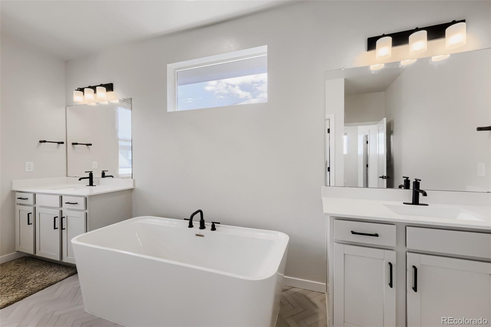 MLS Image #18 for 2691 e 102nd place,denver, Colorado